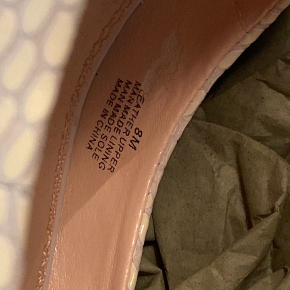 Gianni Bini white heels excellent condition in box - Picture 9 of 11